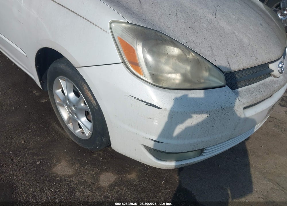 2005 TOYOTA SIENNA XLE VIN: 5TDZA22C45S335452