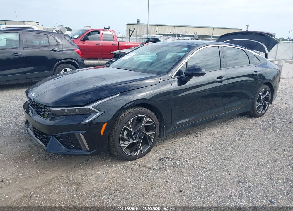 2025 KIA K5 VIN: KNAG64J70S5303010