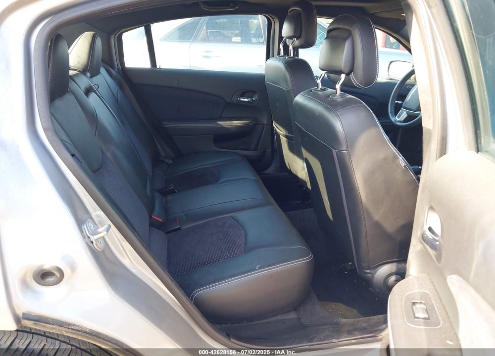 2013 CHRYSLER 200 VIN: 1C3CCBCG7DN523991