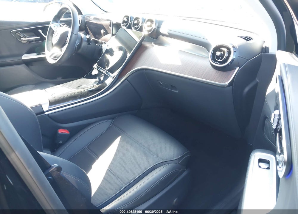 2025 MERCEDES-BENZ GLC CLASS VIN: W1NKM5GB2SF291014