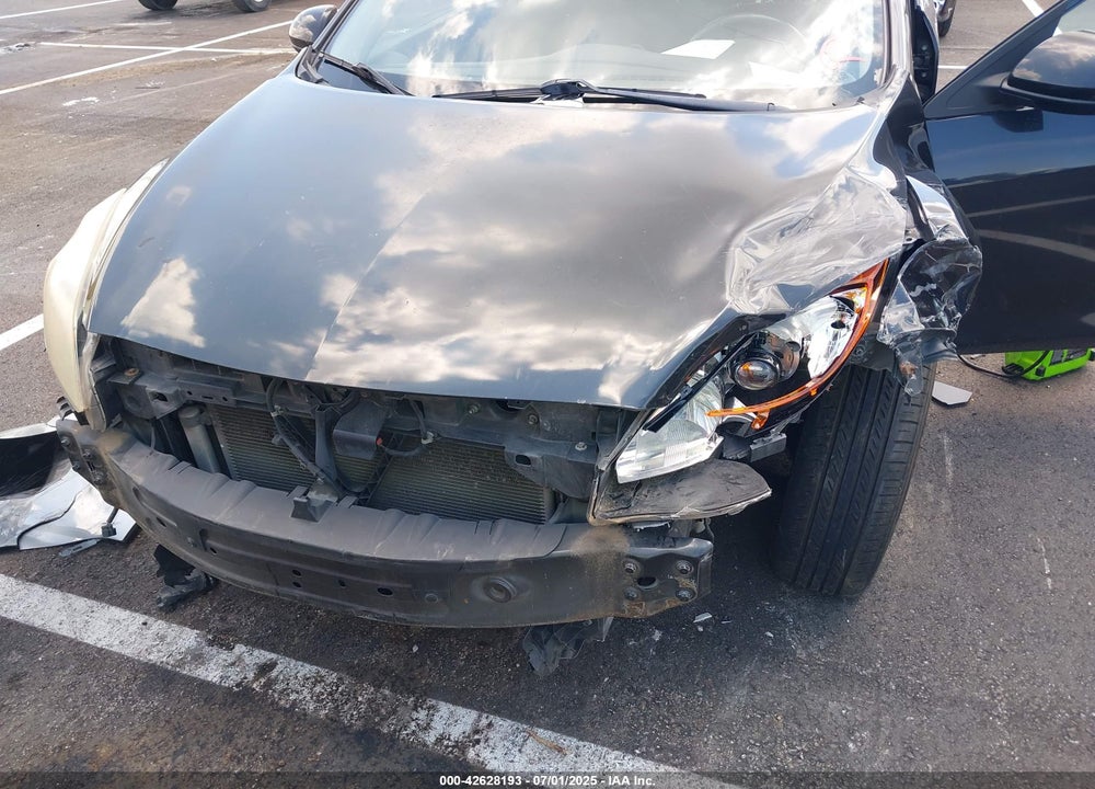 2013 MAZDA MAZDA3 VIN: JM1BL1TF2D1702438