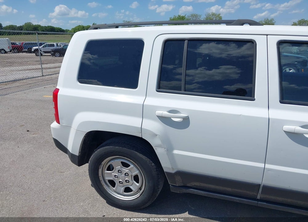 2016 JEEP PATRIOT VIN: 1C4NJPBA0GD670068