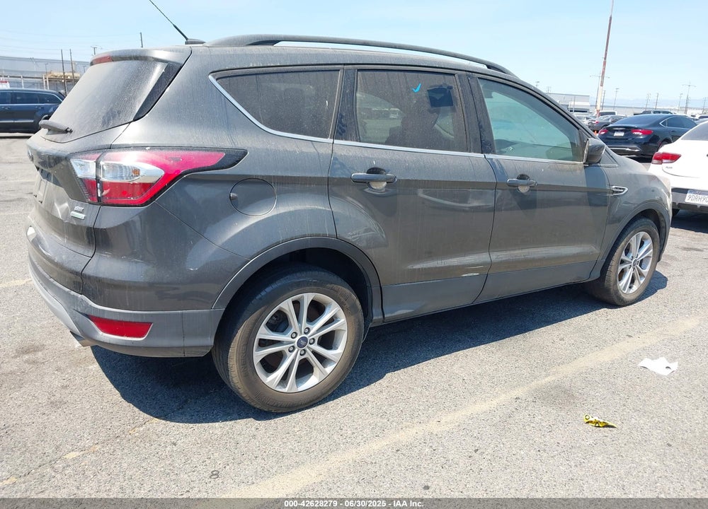 2018 FORD ESCAPE VIN: 1FMCU0GD8JUA12123