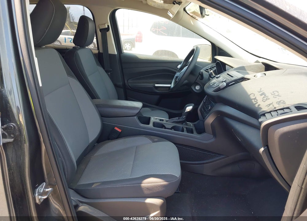 2018 FORD ESCAPE VIN: 1FMCU0GD8JUA12123