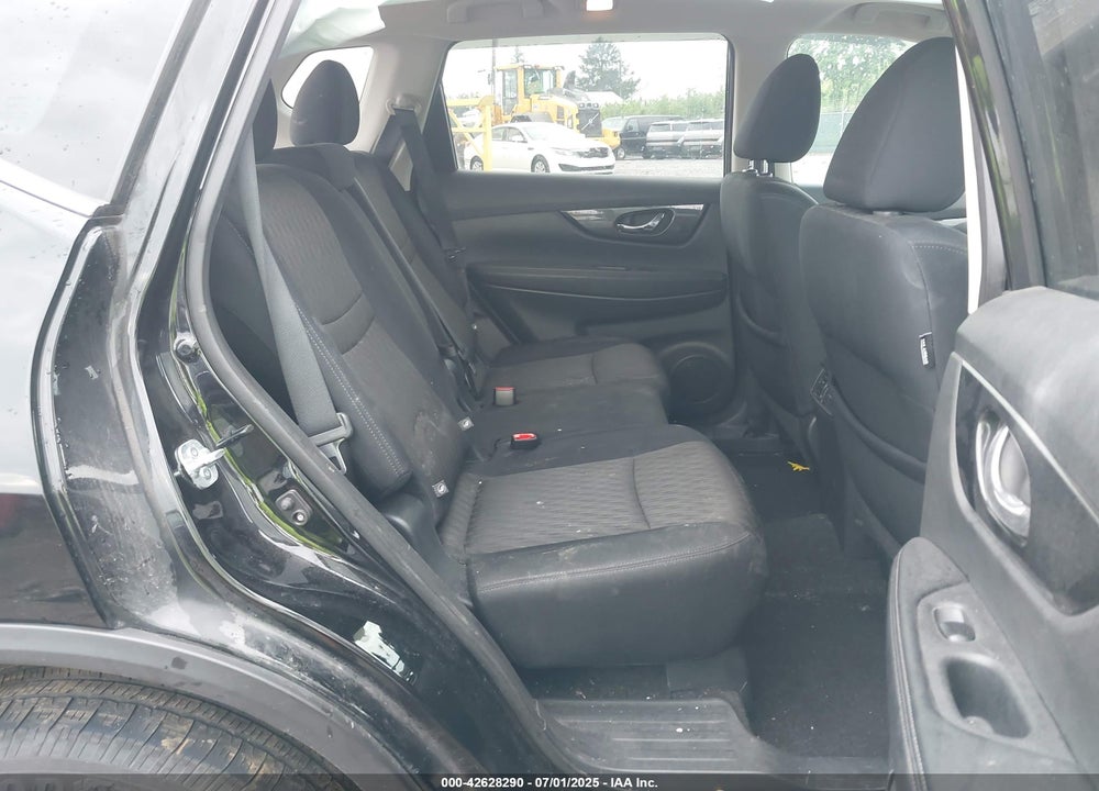 2017 NISSAN ROGUE SV VIN: 5N1AT2MV2HC757212