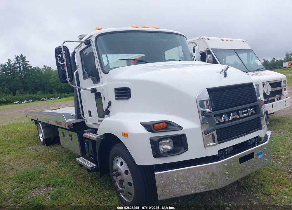 2024 MACK MD VIN: 1M2MDBAA5RS011999