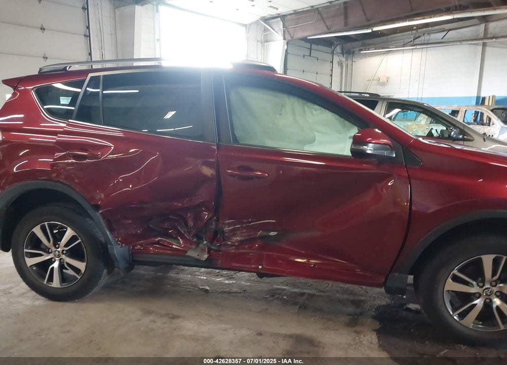 2018 TOYOTA RAV4 VIN: JTMRFREV1JD254762