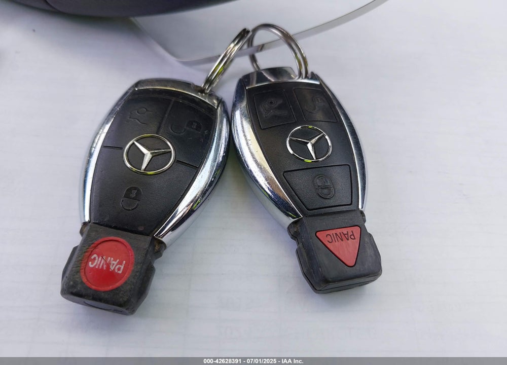 2008 MERCEDES-BENZ C 300 VIN: WDDGF54X68F089315
