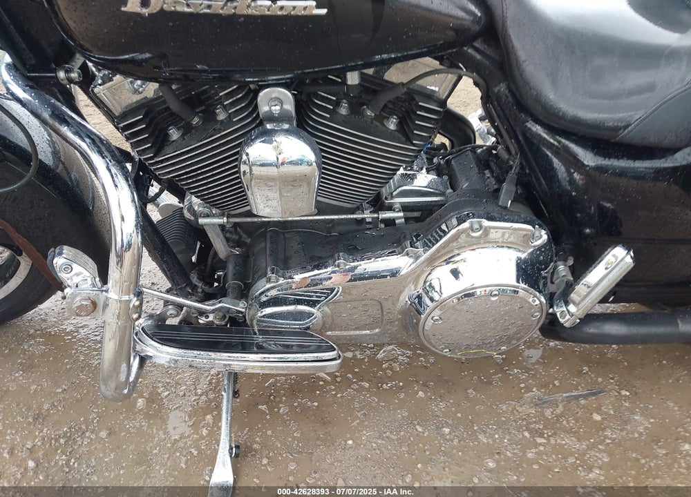 2009 HARLEY-DAVIDSON FLHX VIN: 1HD1KB4119Y622178