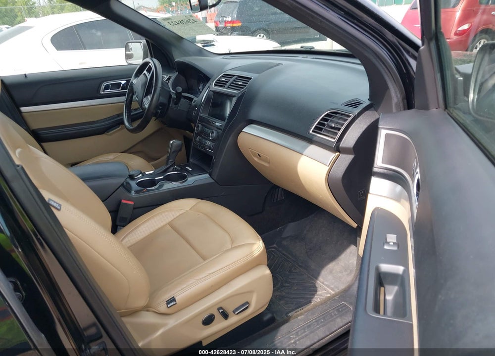 2017 FORD EXPLORER VIN: 1FM5K8D86HGD44638