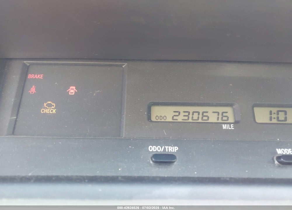 2002 TOYOTA AVALON XL VIN: 4T1BF28B12U206475