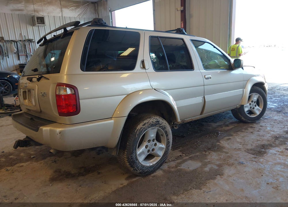 2001 INFINITI QX4 VIN: JNRDR09YX1W212631