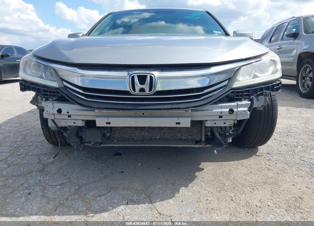 2016 HONDA ACCORD VIN: 1HGCR2F9XGA221972