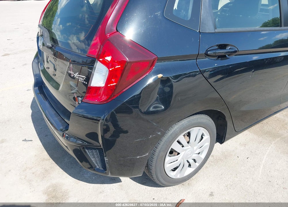 2016 HONDA FIT LX VIN: JHMGK5H57GX027346