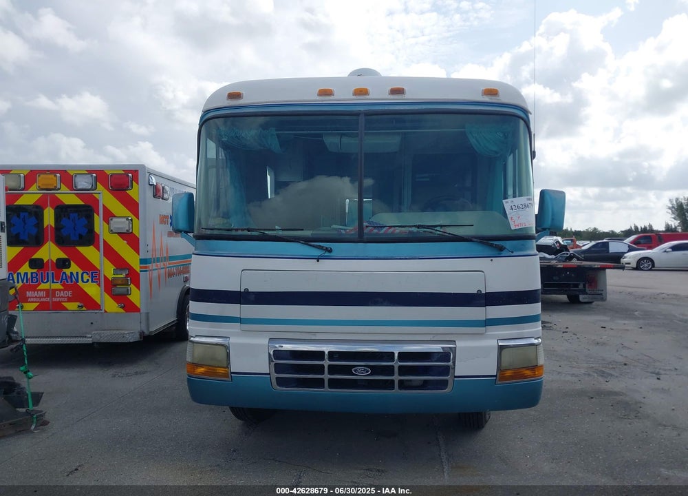 1996 FORD F530 SUPER DUTY VIN: 3FCMF53G7TJA06032
