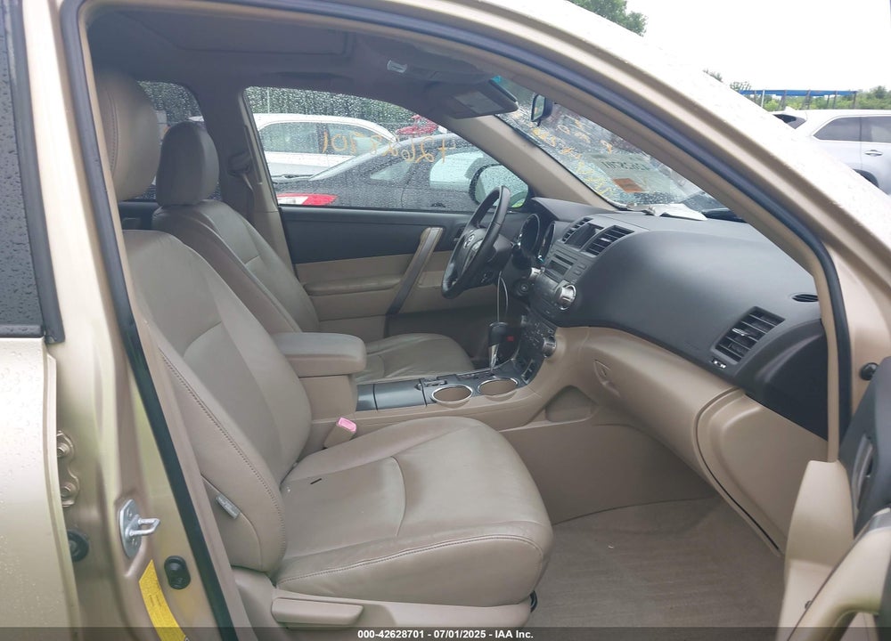 2008 TOYOTA HIGHLANDER VIN: JTEES43A082088281