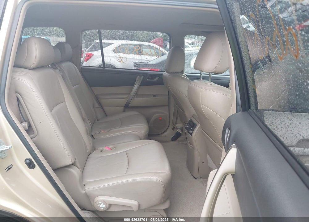 2008 TOYOTA HIGHLANDER VIN: JTEES43A082088281