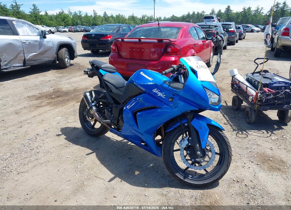 2008 KAWASAKI EX250 J VIN: JKAEXMJ108DA03692