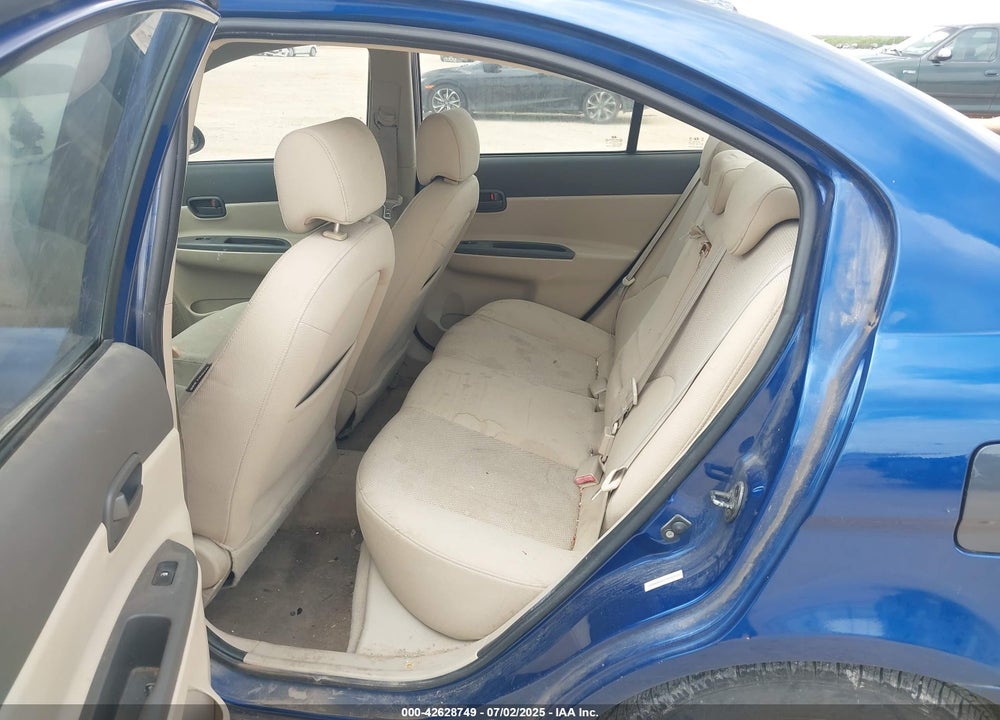 2007 HYUNDAI ACCENT VIN: KMHCN46C17U143111