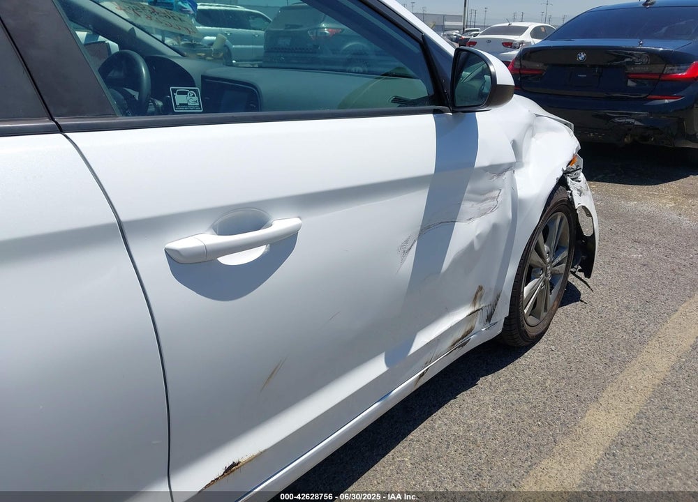 2018 HYUNDAI ELANTRA VIN: 5NPD84LF8JH298223