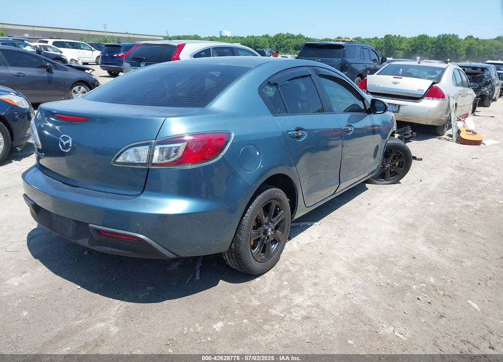 2011 MAZDA 3 VIN: JM1BL1VG4B1372367