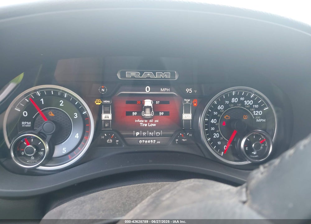 2019 RAM 2500 VIN: 3C6UR5DL6KG574181