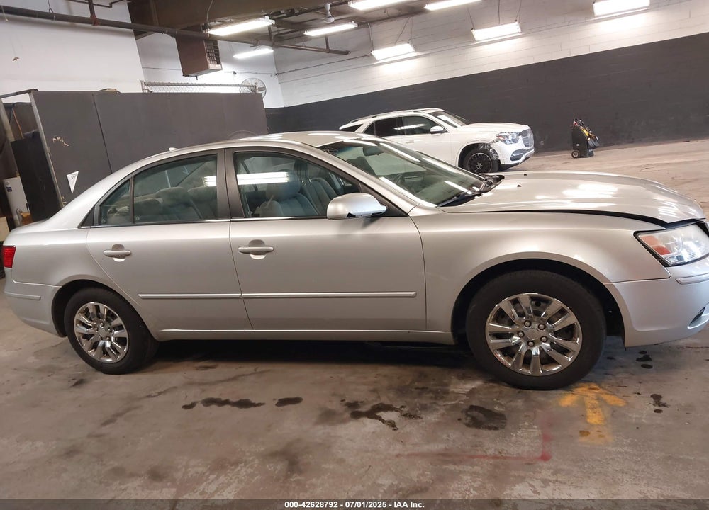 2009 HYUNDAI SONATA GLS VIN: 5NPET46C39H527729