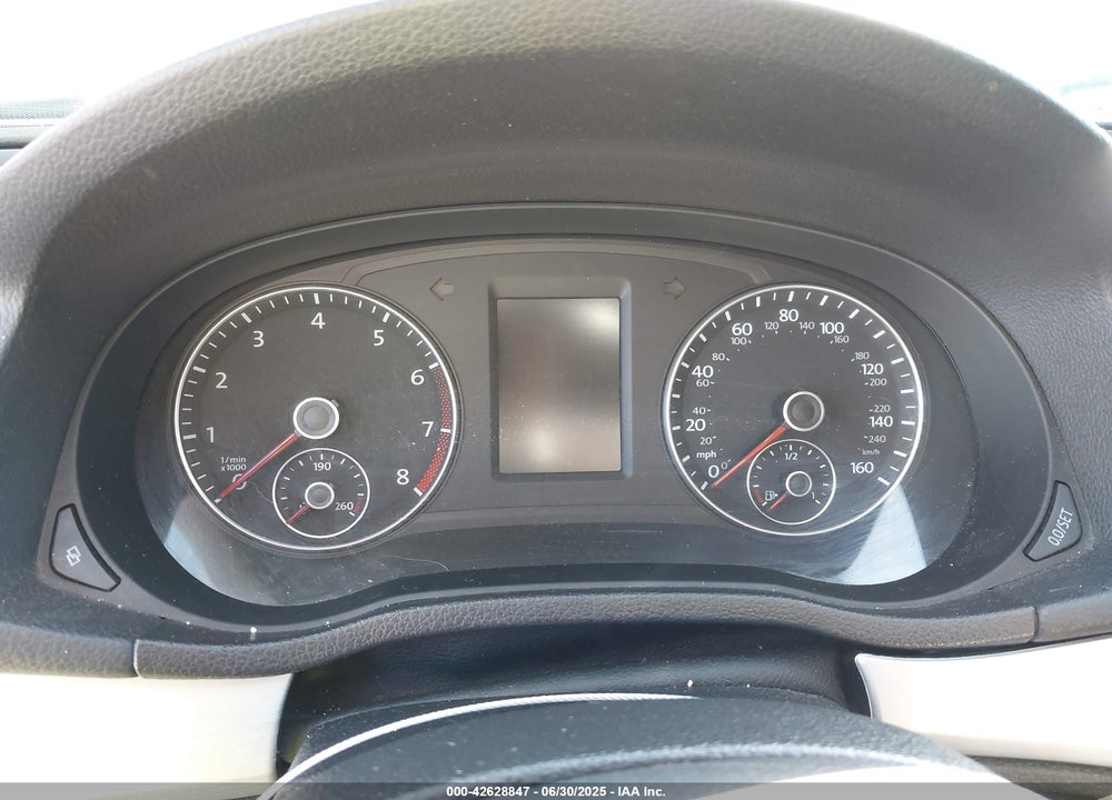2012 VOLKSWAGEN PASSAT VIN: 1VWBM7A32CC045133