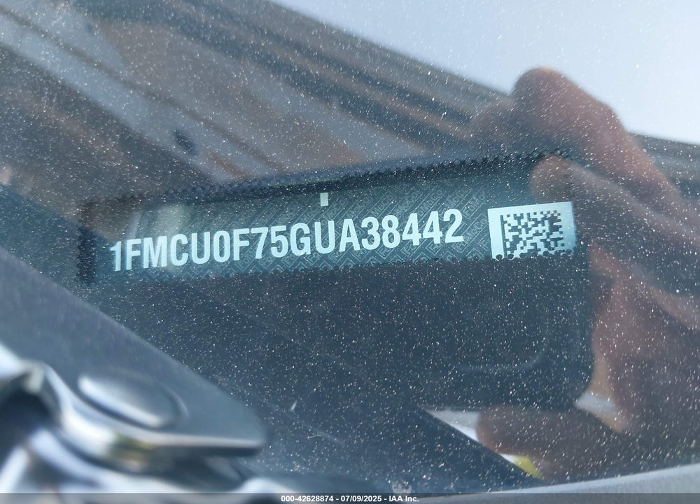 2016 FORD ESCAPE VIN: 1FMCU0F75GUA38442