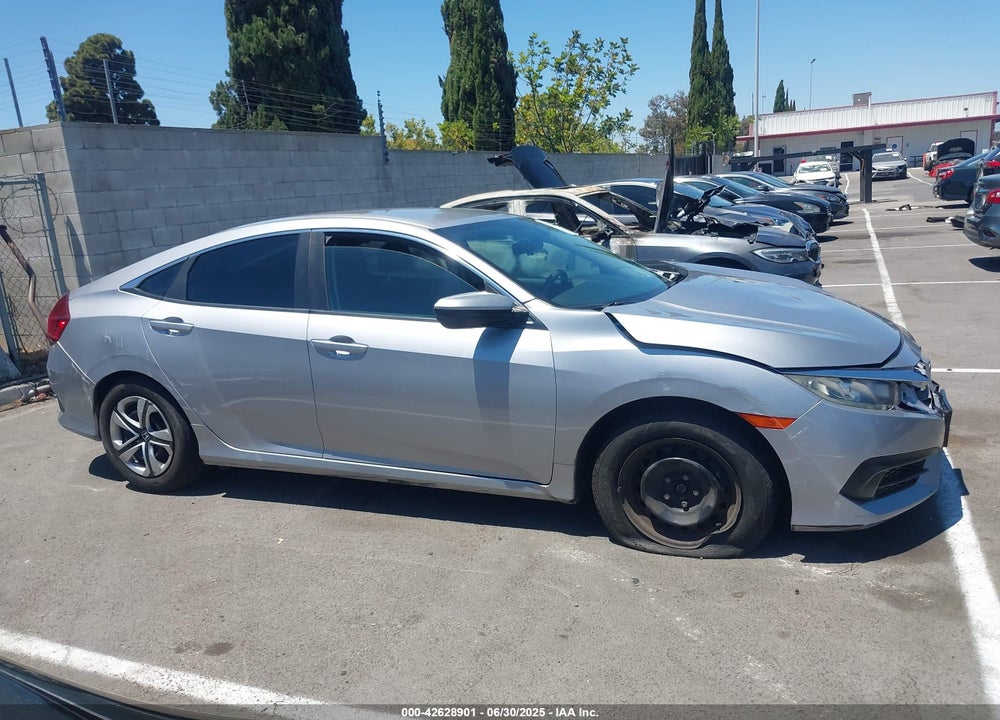 2017 HONDA CIVIC VIN: 2HGFC2F51HH528977