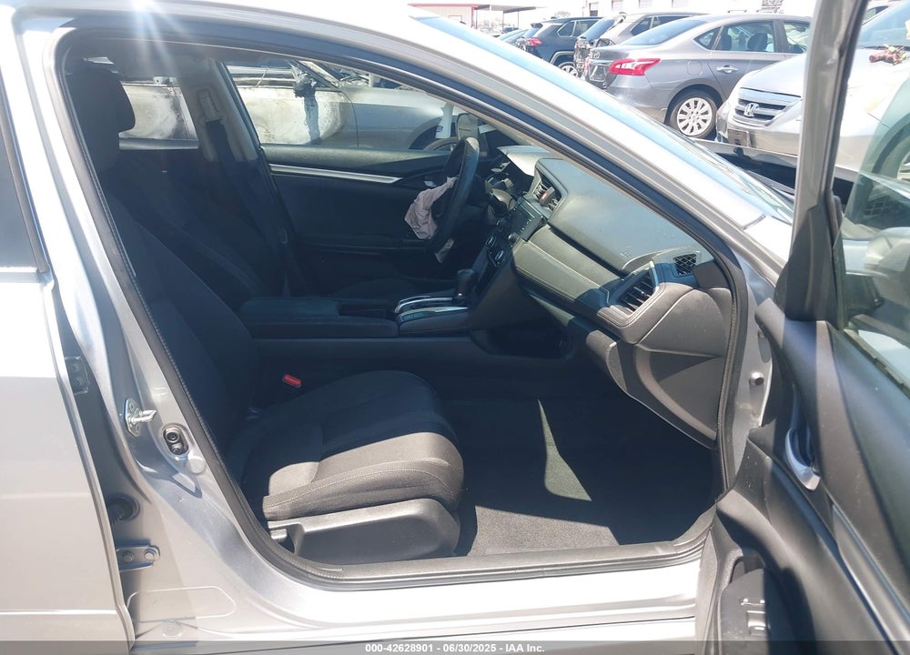 2017 HONDA CIVIC VIN: 2HGFC2F51HH528977