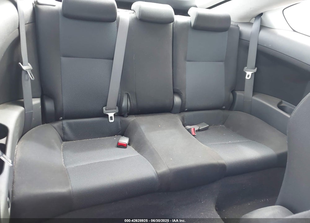 2010 SCION TC VIN: JTKDE3B73A0306165