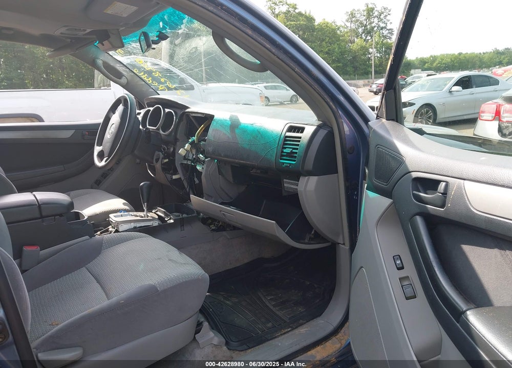 2004 TOYOTA 4RUNNER SR5 V6 VIN: JTEBU14R740040959