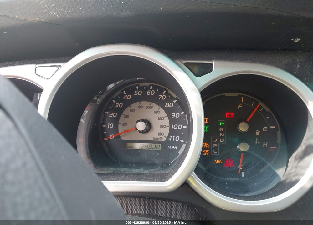 2004 TOYOTA 4RUNNER SR5 V6 VIN: JTEBU14R740040959