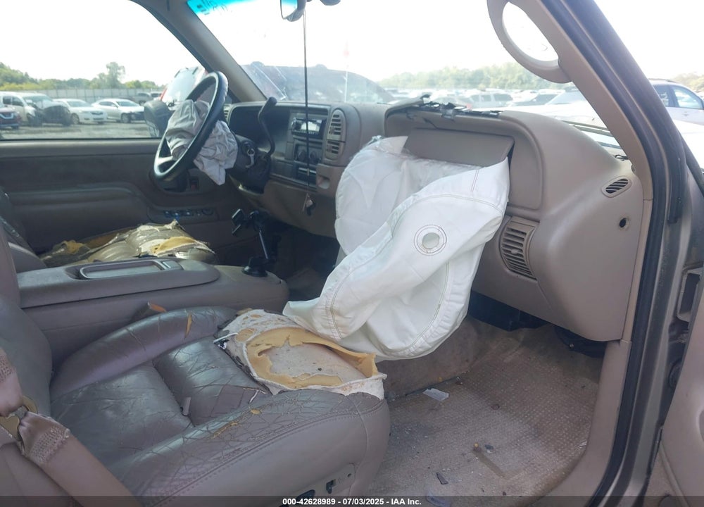1999 GMC YUKON SLT VIN: 1GKEC13R9XJ811107