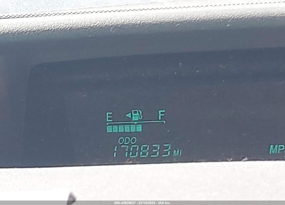 2005 TOYOTA PRIUS VIN: JTDKB20UX53022840