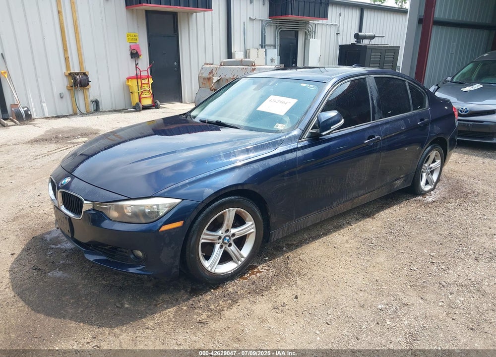 2013 BMW 3 SERIES VIN: WBA3B5G53DNS02181
