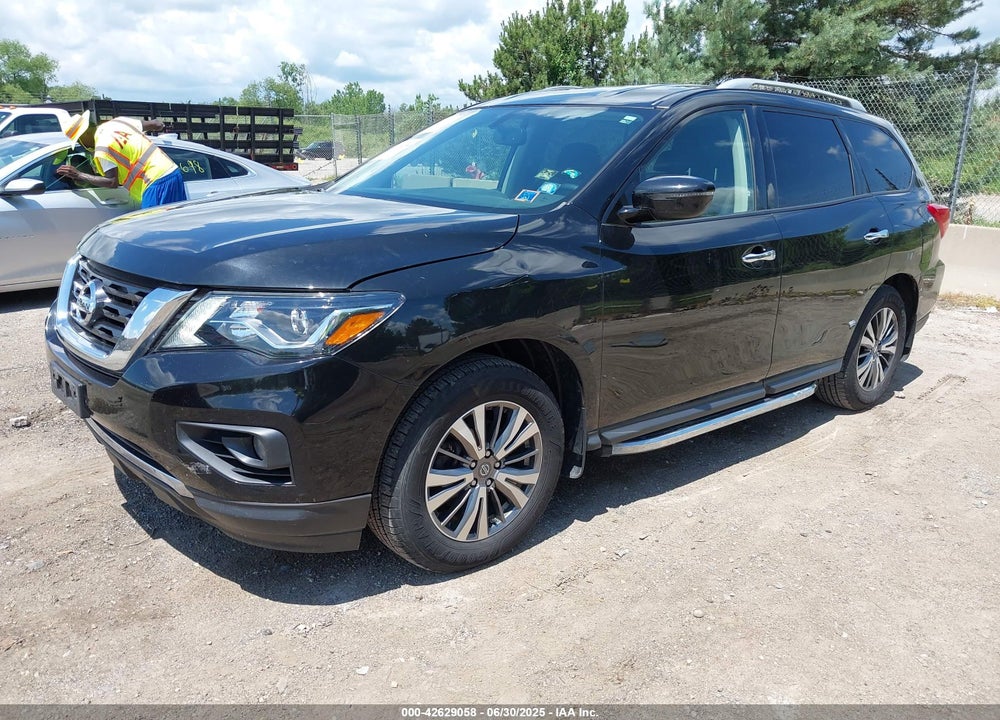 2018 NISSAN PATHFINDER VIN: 5N1DR2MM6JC660930