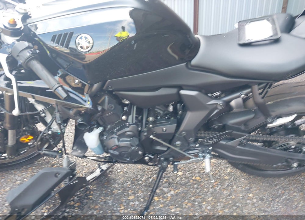 2025 YAMAHA YZFR7 VIN: JYARM38E5SA018175