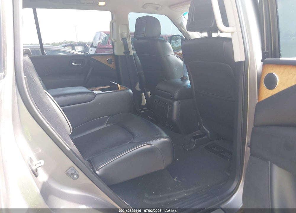 2014 INFINITI QX80 VIN: JN8AZ2NF7E9556462