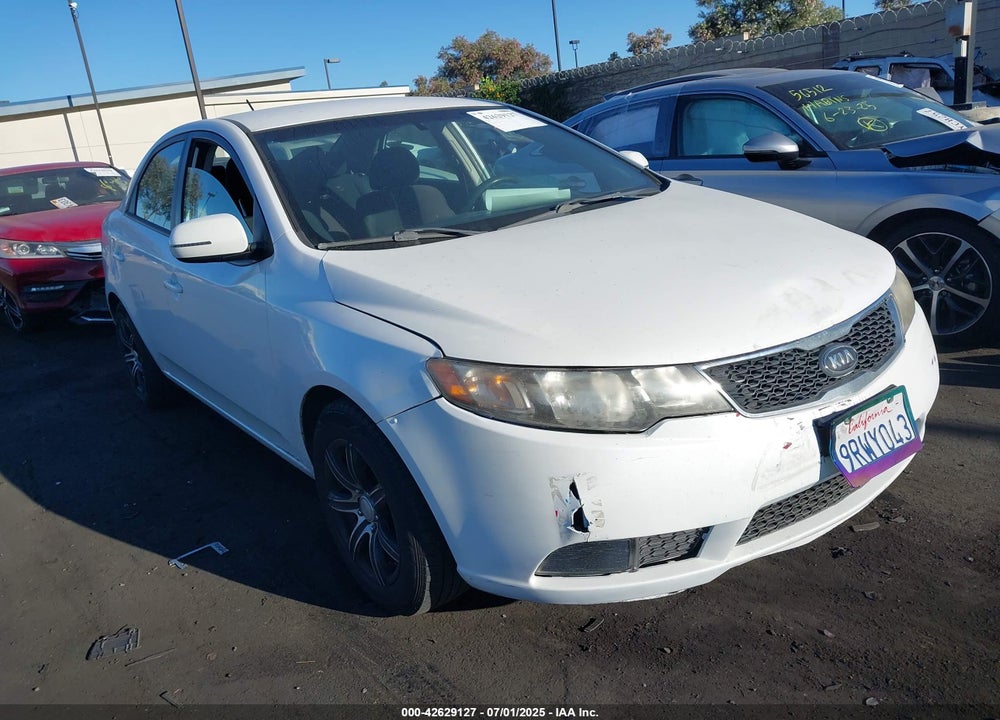 2011 KIA FORTE EX VIN: KNAFU4A23B5458916