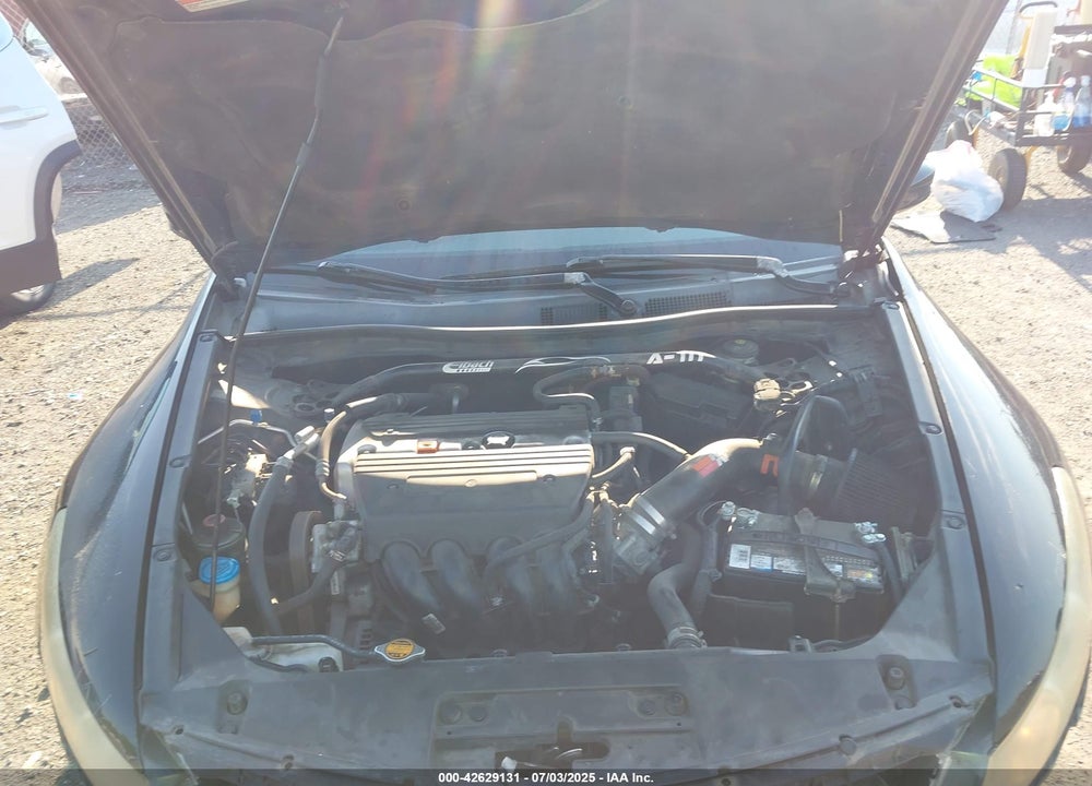 2009 HONDA ACCORD VIN: 1HGCS12379A008982