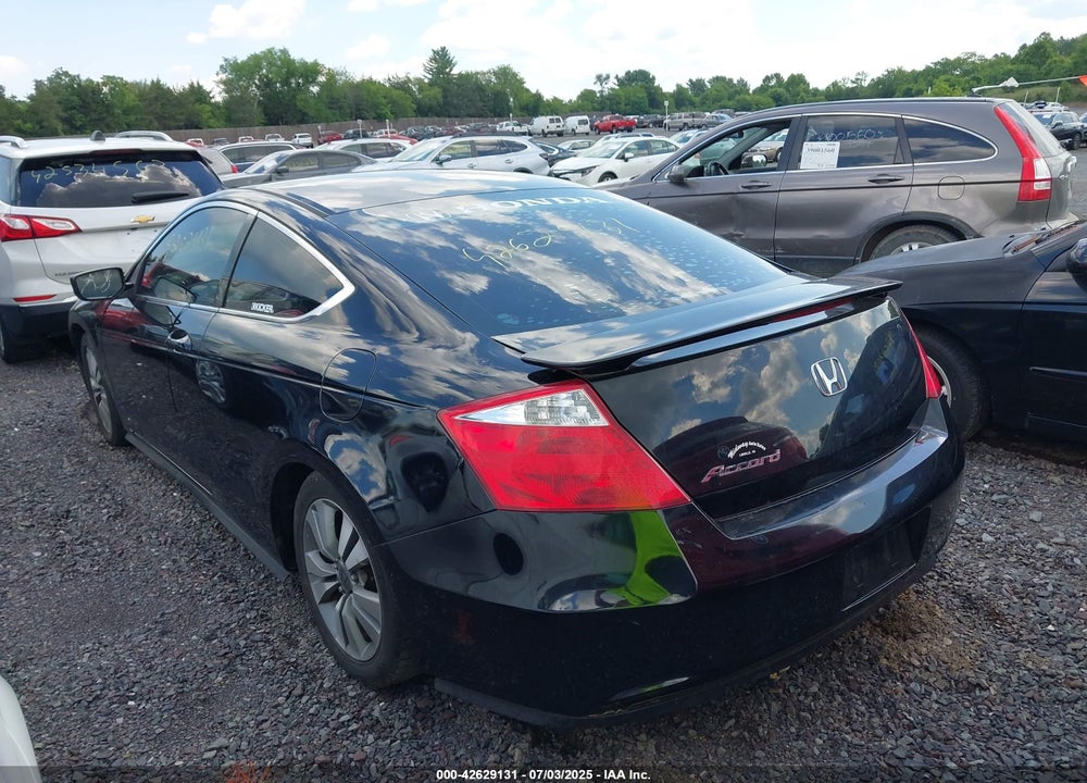 2009 HONDA ACCORD VIN: 1HGCS12379A008982
