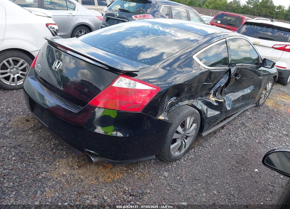 2009 HONDA ACCORD VIN: 1HGCS12379A008982