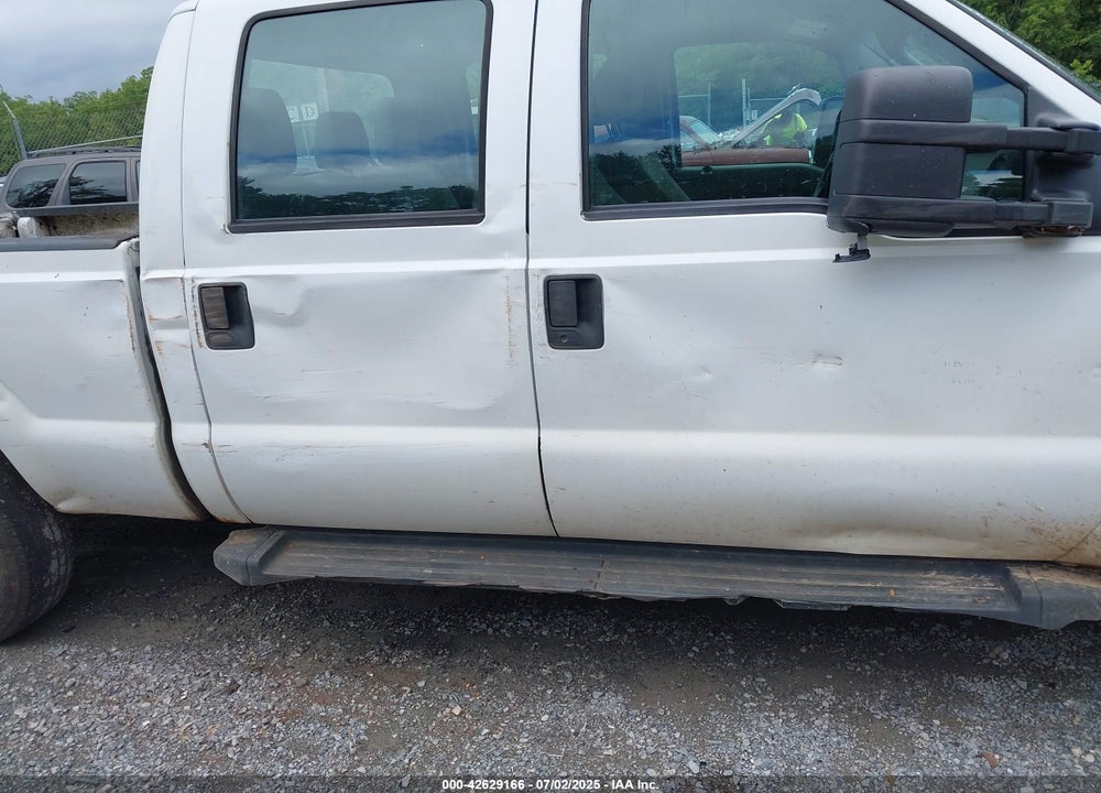 2011 FORD F-250 XL VIN: 1FT7W2B64BEA42087