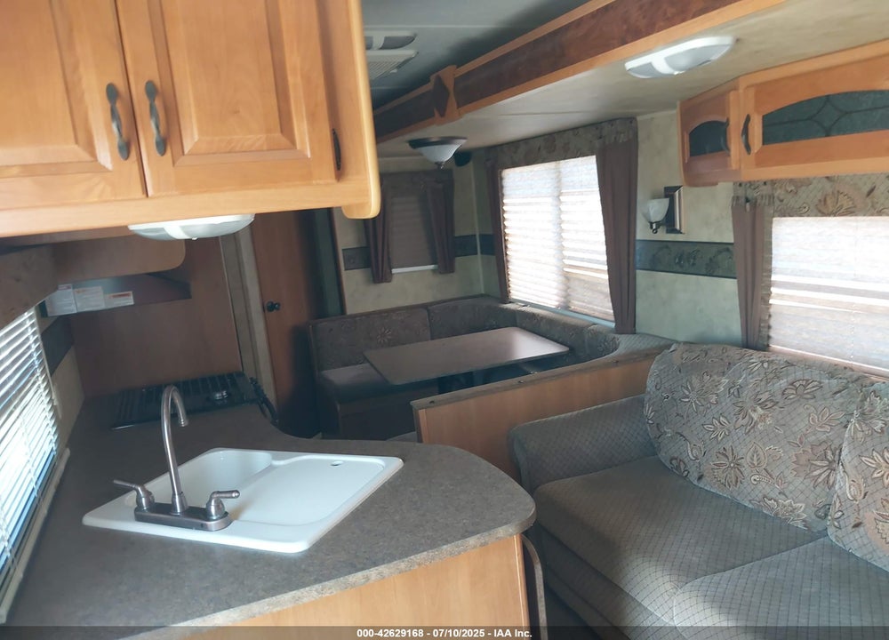 2011 KEYSTONE OTHER VIN: 4YDT26R22B7200559