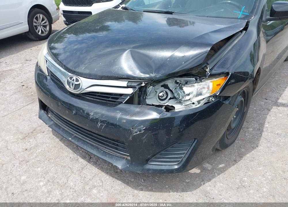 2014 TOYOTA CAMRY LE VIN: 4T4BF1FK5ER348996