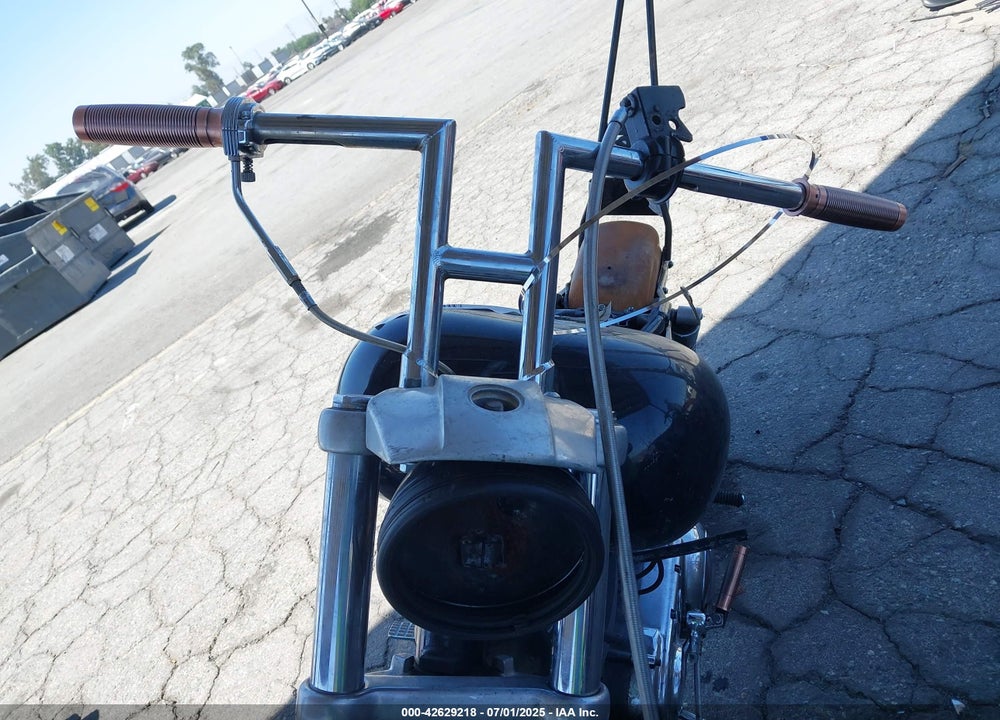 1994 HARLEY-DAVIDSON XLH883 VIN: 1HD4CAM16RY208561