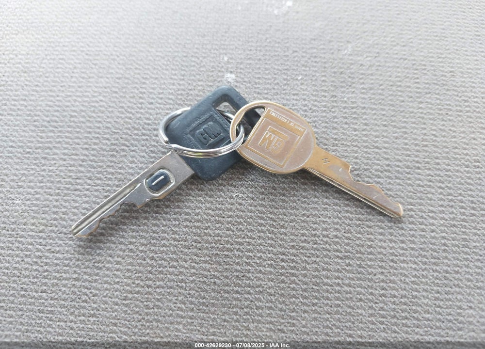1996 BUICK ROADMASTER LIMITED VIN: 1G4BT52P4TR412635