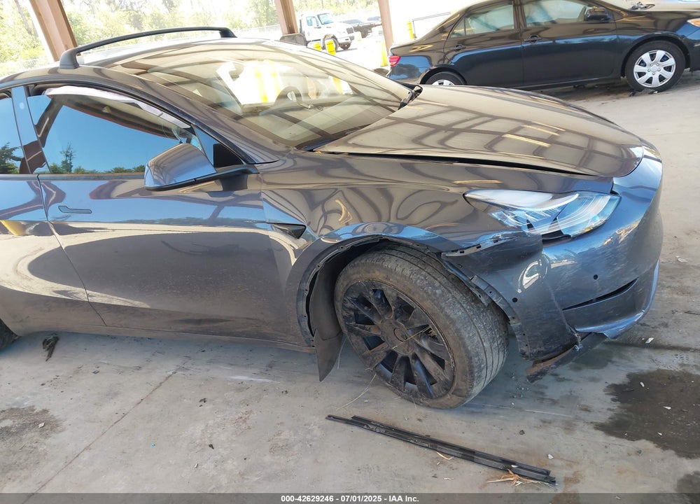 2021 TESLA MODEL Y VIN: 5YJYGDEE5MF208053